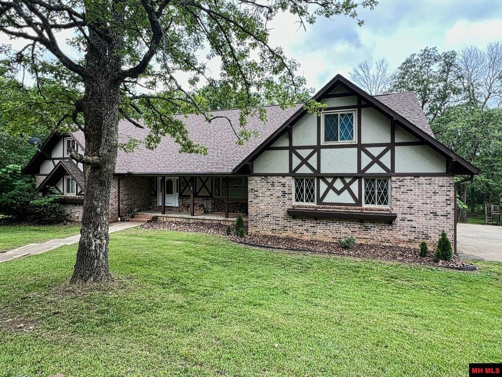 146 COUNTY ROAD 555, MOUNTAIN HOME, AR 72653, photo 1 of 50