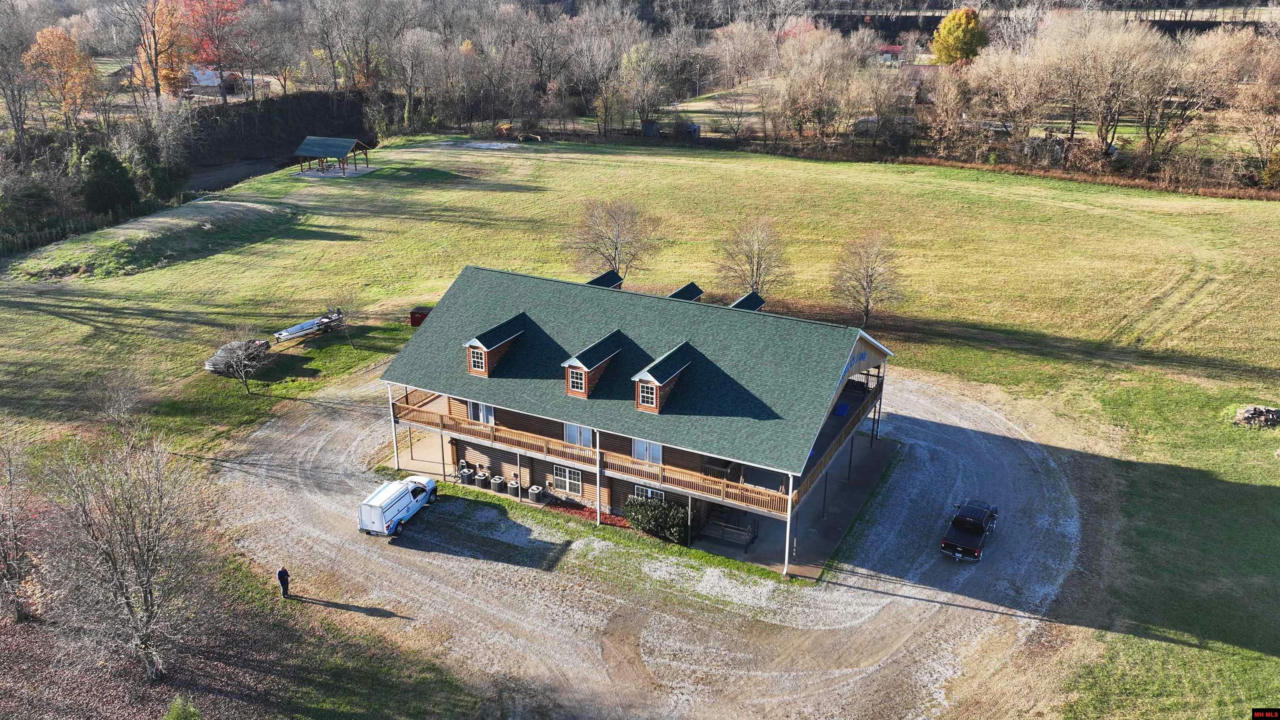 227 TROPHY CT, COTTER, AR 72626, photo 1 of 38